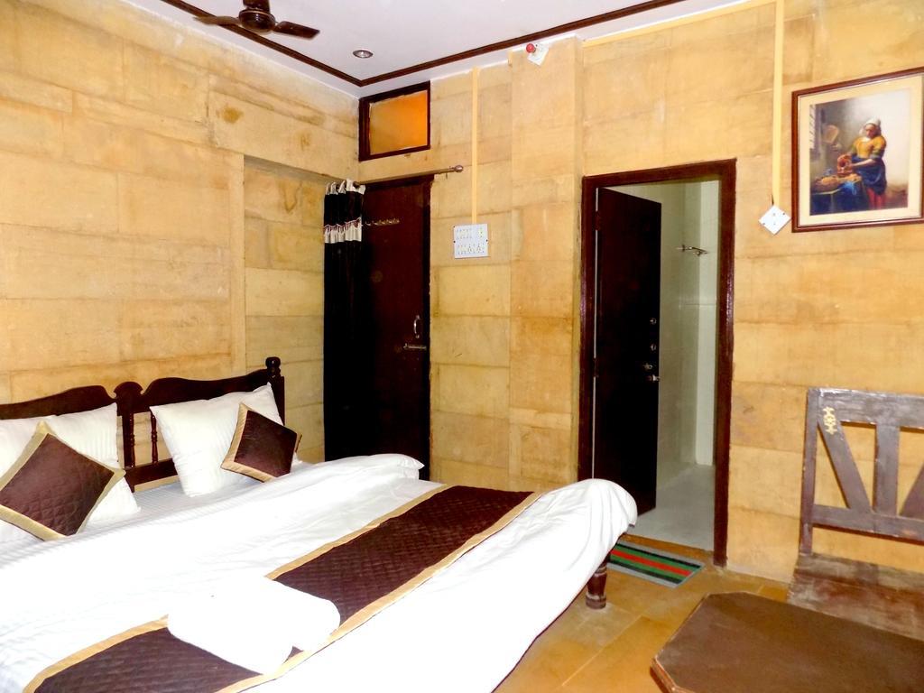 Hotel Fotiya Jaisalmer Exterior photo